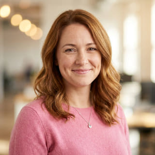 Emily Watson, manager Klantenservice bij Meer Dividbrook